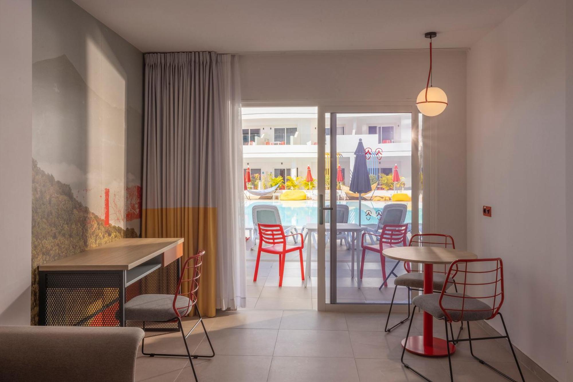 Hotel Sholeo Gigantes (adults Only)