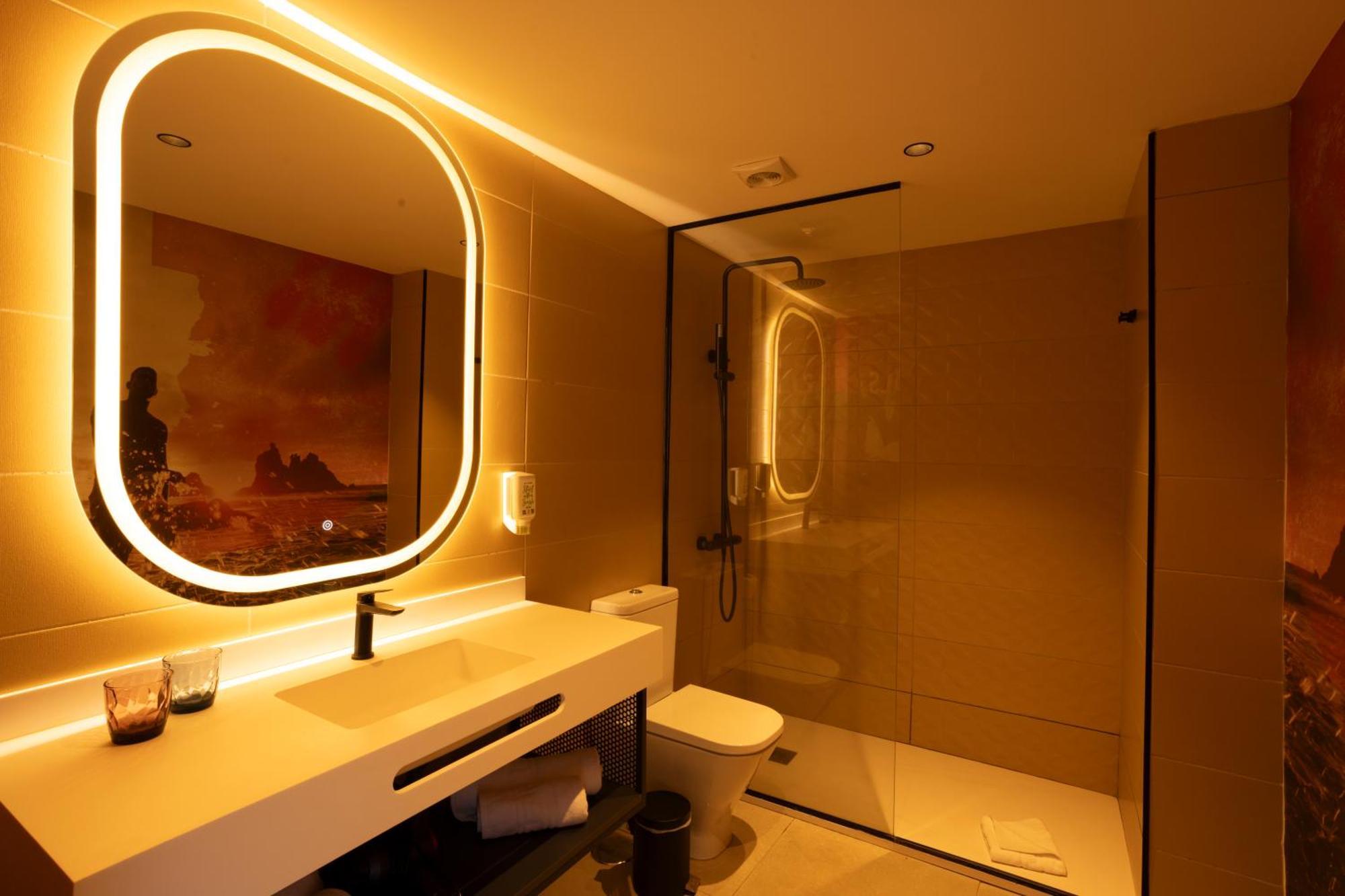 Sholeo Gigantes (adults Only) 3*