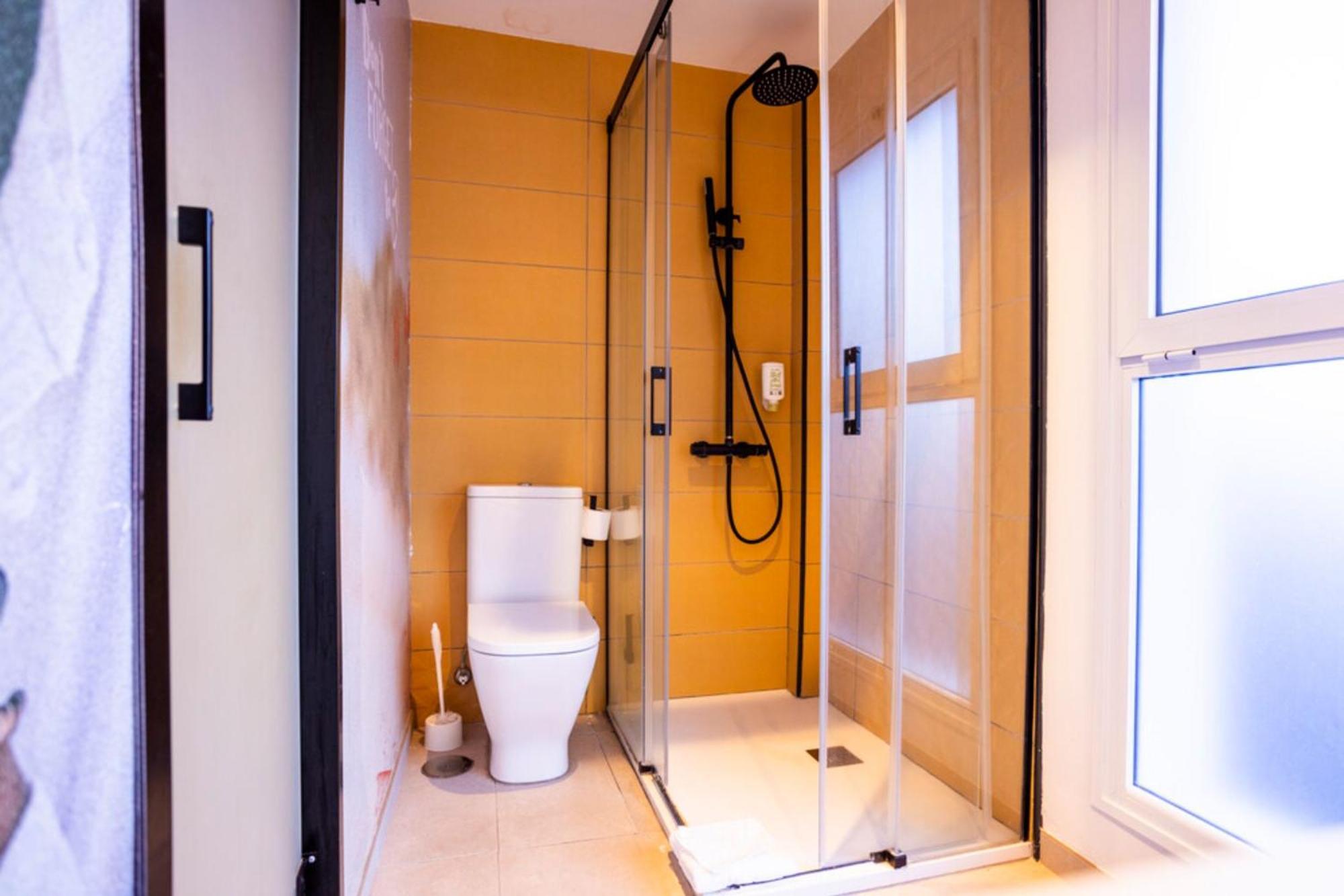 Sholeo Gigantes (adults Only) 3*